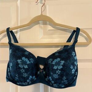 Victoria Secret  lined Demi bra